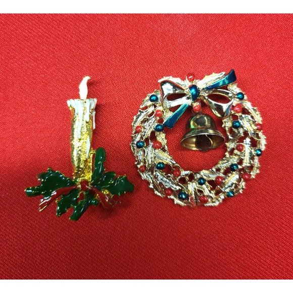 Christmas Pins/ Brooch Set of 2 Christmas Wreath & Bell & Candle Pins - Picture 1 of 9